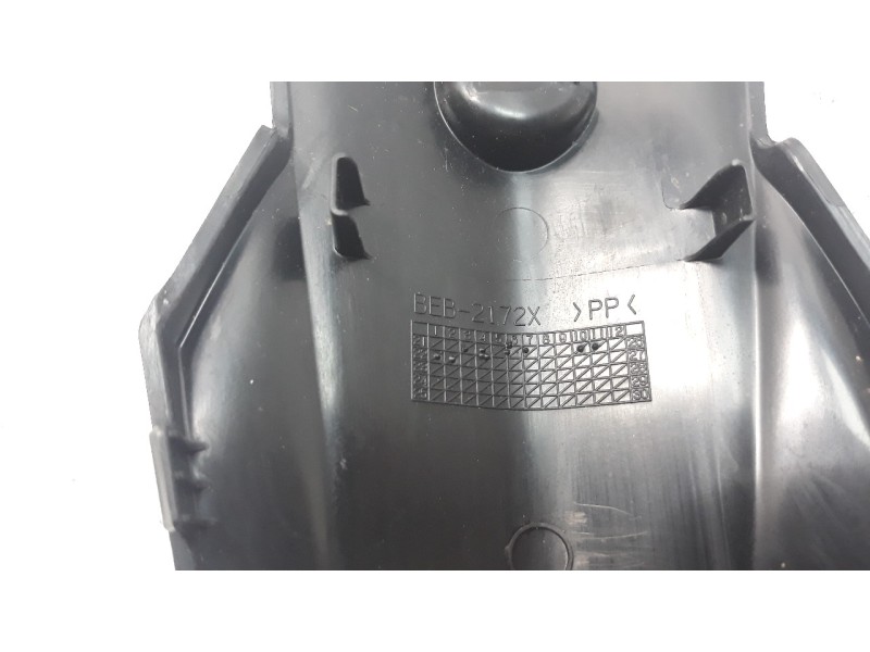 Recambio de molduras traseras para yamaha yzf-r6 referencia OEM IAM BEB2172X  