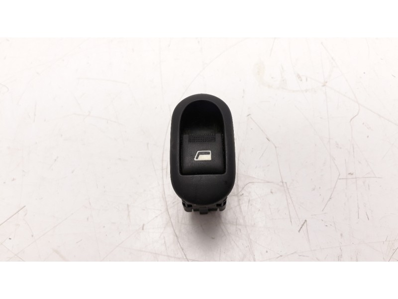 Recambio de mando elevalunas delantero derecho para citroen c3 1.4 referencia OEM IAM 96605364XT  