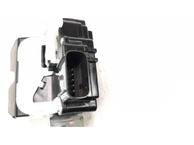 Recambio de cerradura maletero / porton para kia sportage 1.6 gdi cat referencia OEM IAM 81800P2000  