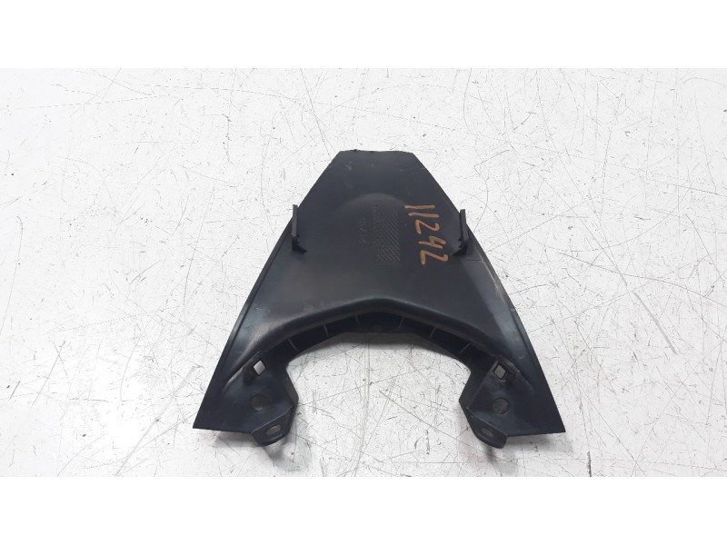 Recambio de molduras traseras para yamaha yzf-r6 referencia OEM IAM BEB2171E  