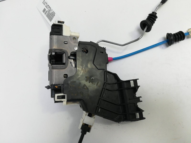 Recambio de cerradura puerta trasera izquierda para mercedes-benz clase cla (w117) cla 200 cdi (117.308) referencia OEM IAM  A09