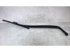 Recambio de brazo limpia delantero derecho para jeep cherokee 2.0 m-jet cat referencia OEM IAM 68197137AA  