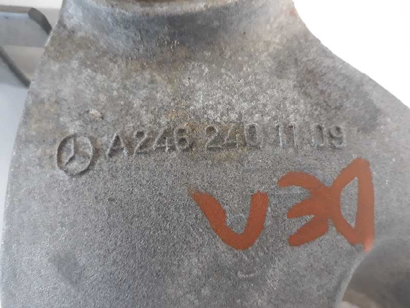 Recambio de soporte motor derecho para mercedes-benz clase cla (w117) cla 200 cdi (117.308) referencia OEM IAM A2462400009 A2462