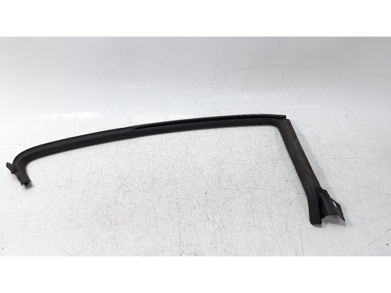 Recambio de gomas contorno puerta para volkswagen cc (358) 2.0 tdi referencia OEM IAM 3C8854546L  
