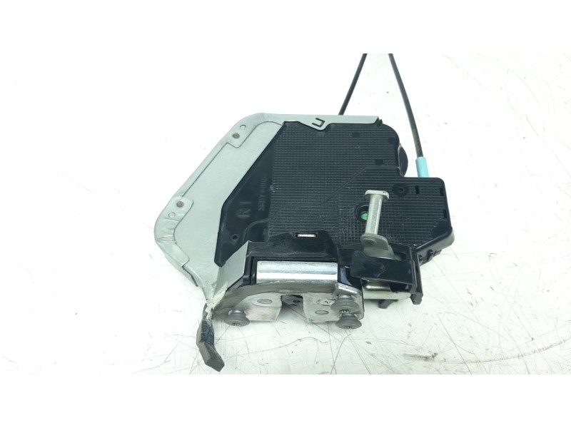 Recambio de cerradura puerta trasera derecha para lexus is 2.5 16v cat (híbrido) referencia OEM IAM 6905030530  