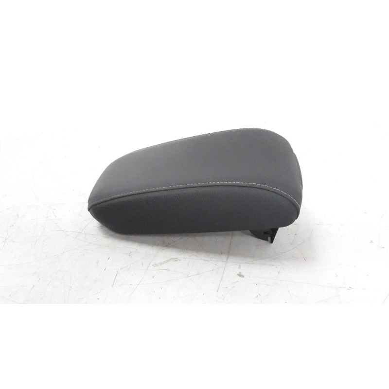 Recambio de apoyabrazos central para opel astra k lim. 5türig 1.6 cdti dpf referencia OEM IAM 39108523  