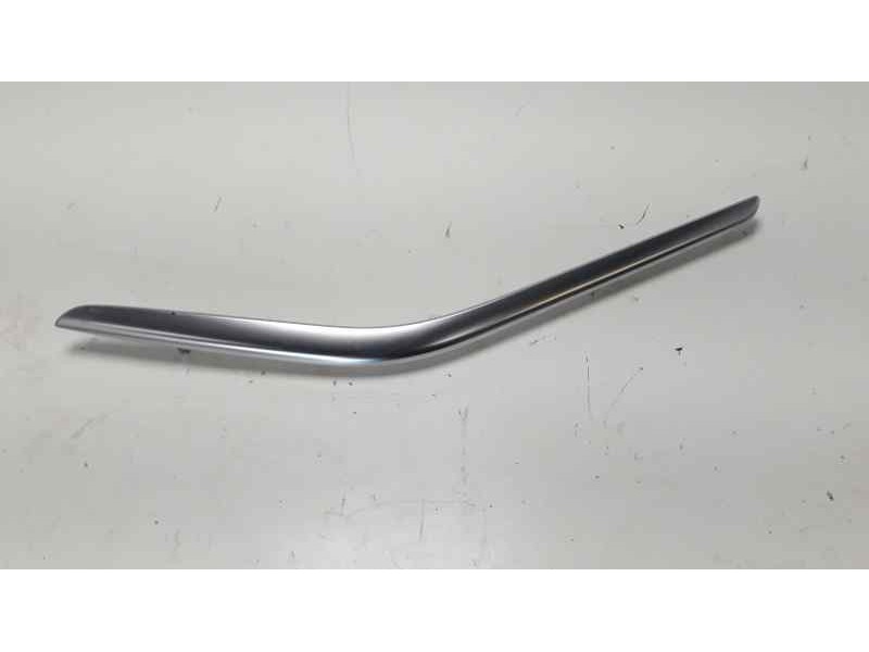 Recambio de moldura para mercedes-benz clase cla (w117) cla 200 cdi (117.308) referencia OEM IAM A1767201022  