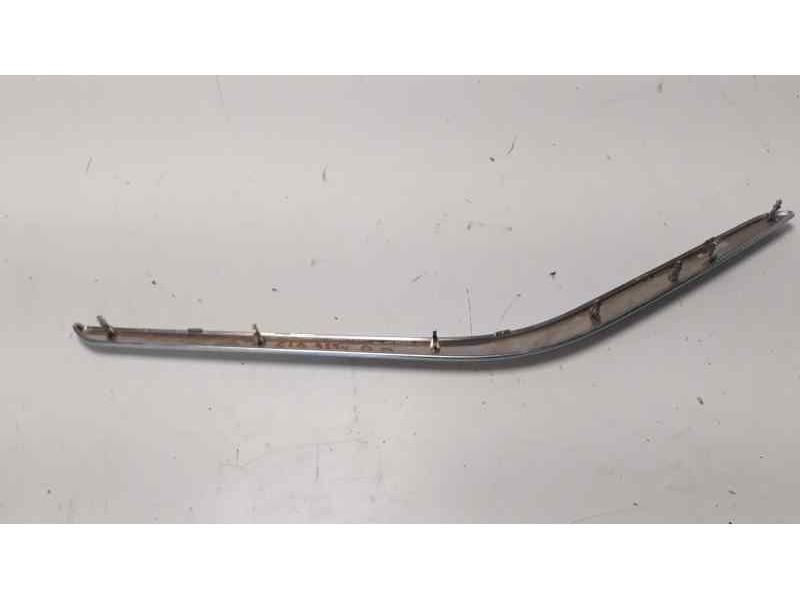 Recambio de moldura para mercedes-benz clase cla (w117) cla 200 cdi (117.308) referencia OEM IAM A1767201022  