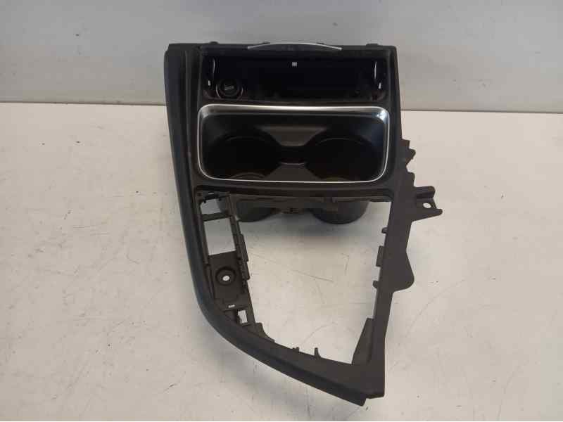 Recambio de cenicero para bmw serie 4 gran coupe (f36) 420d referencia OEM IAM 9218925  