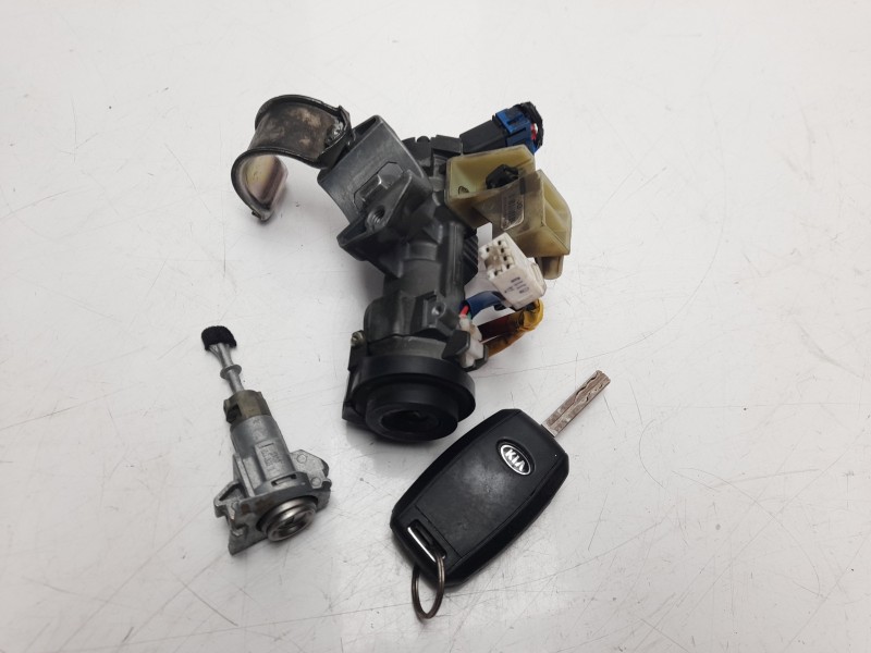 Recambio de conmutador de arranque para kia cee´d 1.4 crdi cat referencia OEM IAM   