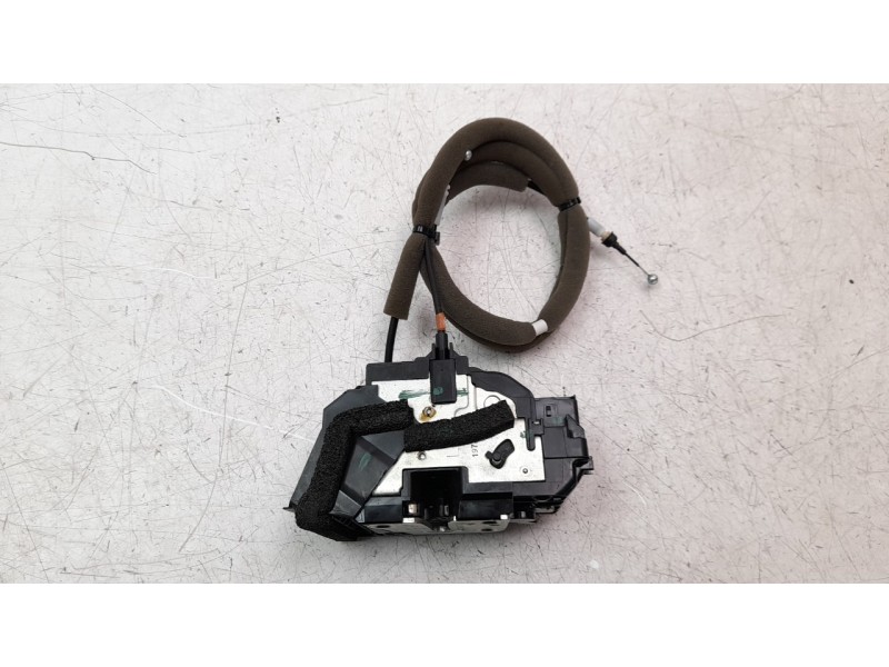 Recambio de cerradura puerta trasera izquierda para nissan qashqai (j11) 1.2 16v cat referencia OEM IAM 825014EA2A  