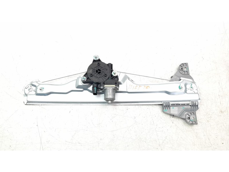 Recambio de elevalunas trasero derecho para kia sportage 1.6 gdi cat referencia OEM IAM 82460R2000  