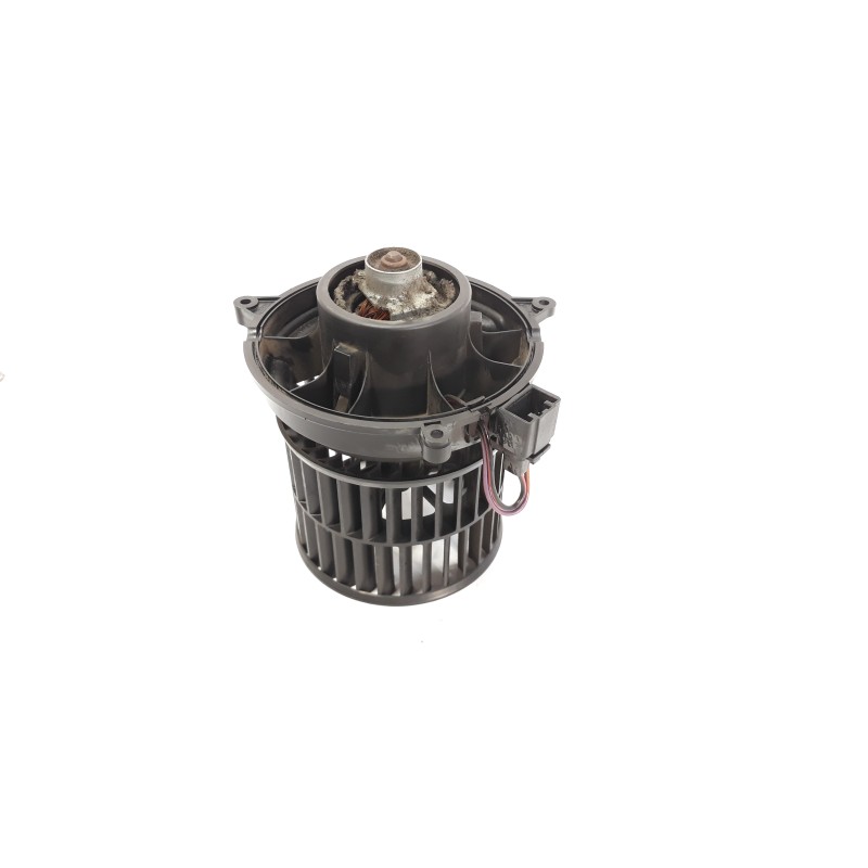 Recambio de ventilador calefaccion para ford fusion (cbk) 1.4 tdci cat referencia OEM IAM 1736005401  