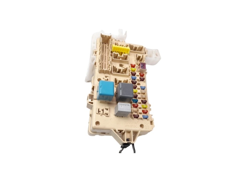 Recambio de caja reles / fusibles para toyota corolla verso (r1) 1.8 16v cat referencia OEM IAM 892210F010  