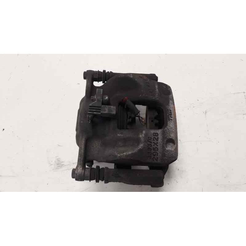 Recambio de pinza de freno delantera derecha para mercedes-benz clase cla (w117) cla 200 cdi (117.308) referencia OEM IAM 000421