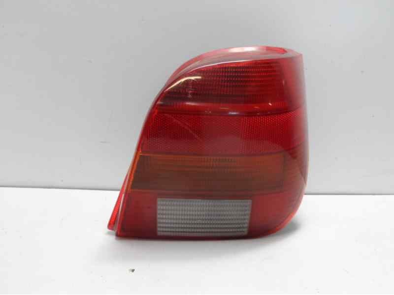 Recambio de piloto trasero derecho para ford fiesta berl./courier si referencia OEM IAM 7070864 16310322 