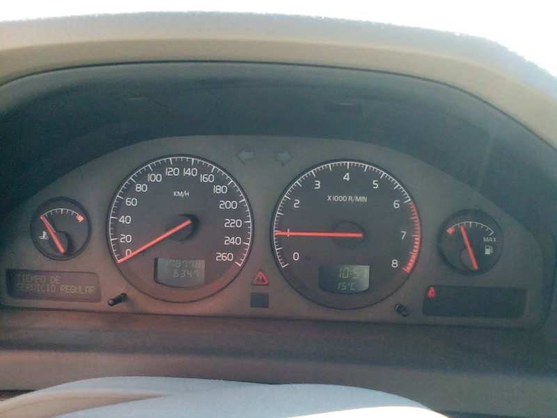 volvo s80 berlina del año 2002