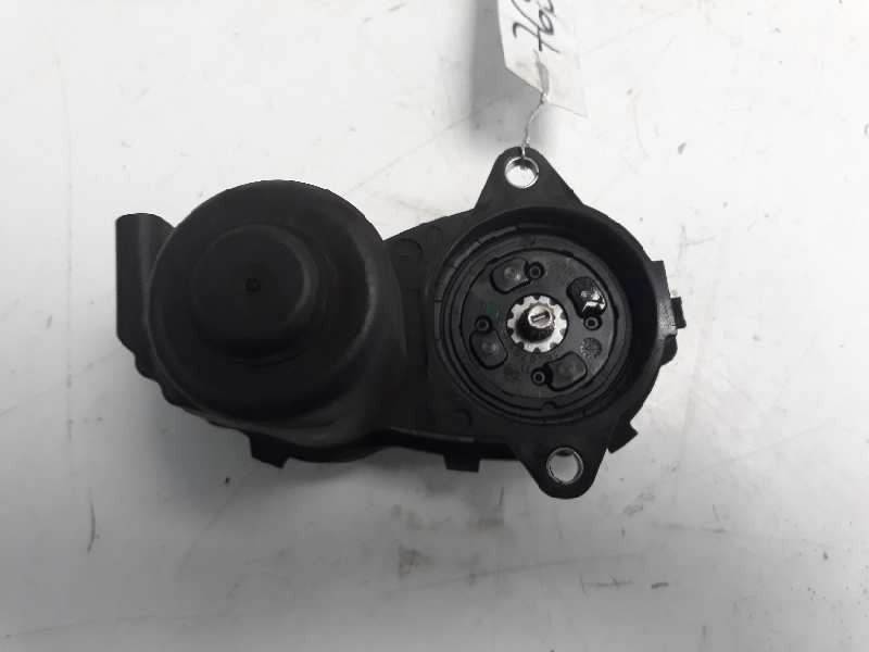 Recambio de pinza de freno trasera derecha para mercedes-benz clase cla (w117) cla 200 cdi (117.308) referencia OEM IAM A2464232