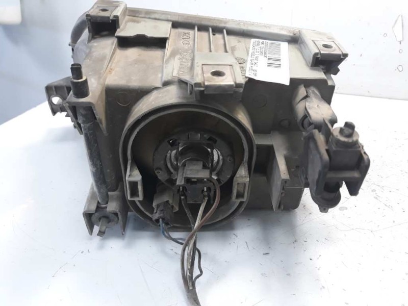 Recambio de faro izquierdo para renault clio i fase i+ii (b/c57) 1.4 alize referencia OEM IAM 7701034146 11804021 10119131102