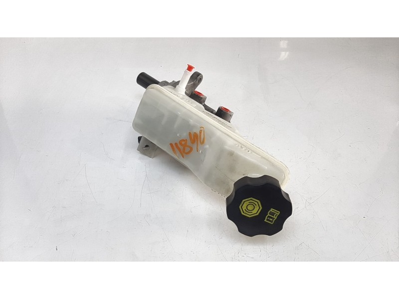 Recambio de bomba freno para hyundai tucson classic blue referencia OEM IAM 58510D7000  