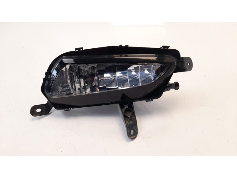 Recambio de faro antiniebla derecho para opel astra k lim. 5türig 1.6 cdti dpf referencia OEM IAM 13401154 10116631005 OP4204413