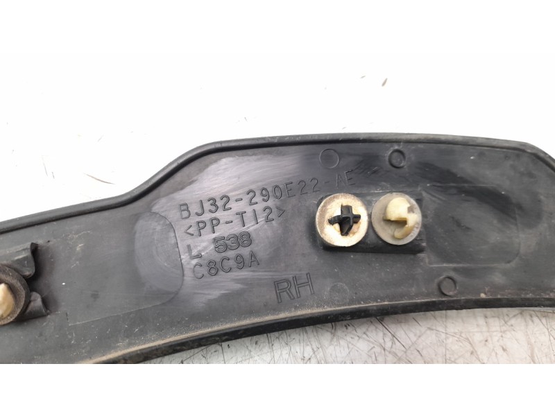 Recambio de aletin trasero derecho para land rover evoque referencia OEM IAM BJ32290E22AE  