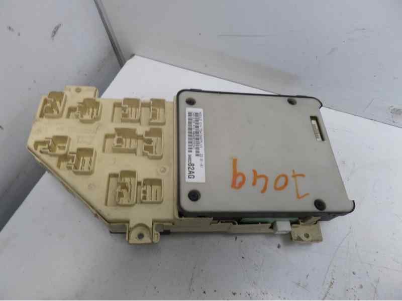 Recambio de caja reles / fusibles para chrysler 300 m (lr) 3.5 v6 referencia OEM IAM 04760228AB  