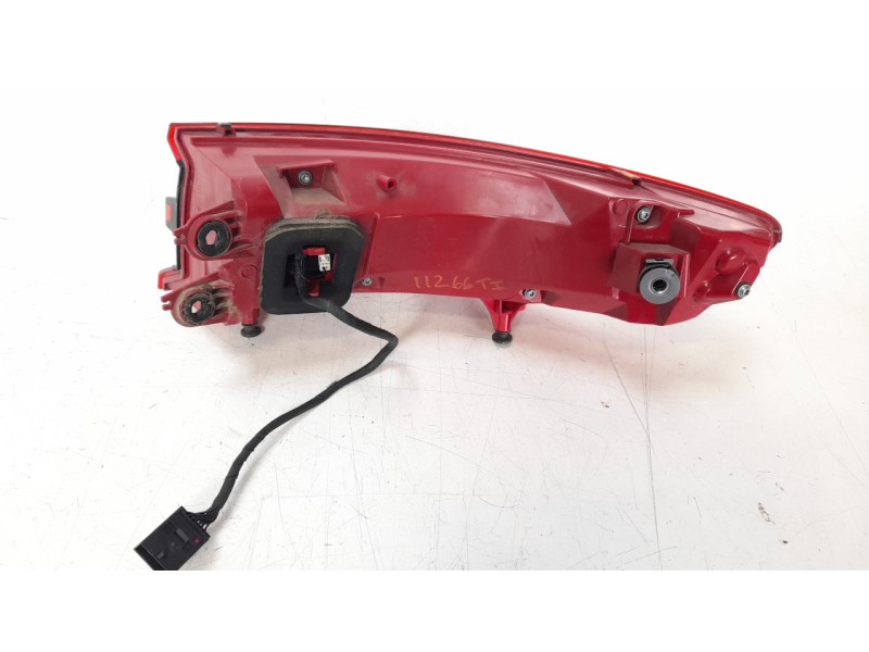 Recambio de piloto trasero izquierdo para porsche macan (typ ) referencia OEM IAM 95B945095D  