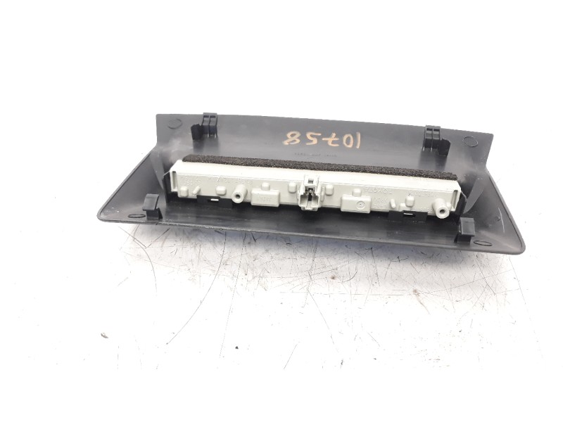 Recambio de luz central de freno para lexus is 2.5 16v cat (híbrido) referencia OEM IAM 8157030230  