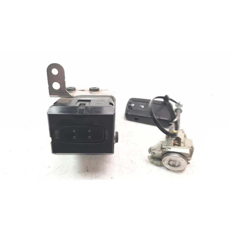 Recambio de conmutador de arranque para toyota corolla verso (r1) 1.8 16v cat referencia OEM IAM 896110F010 896100F011 