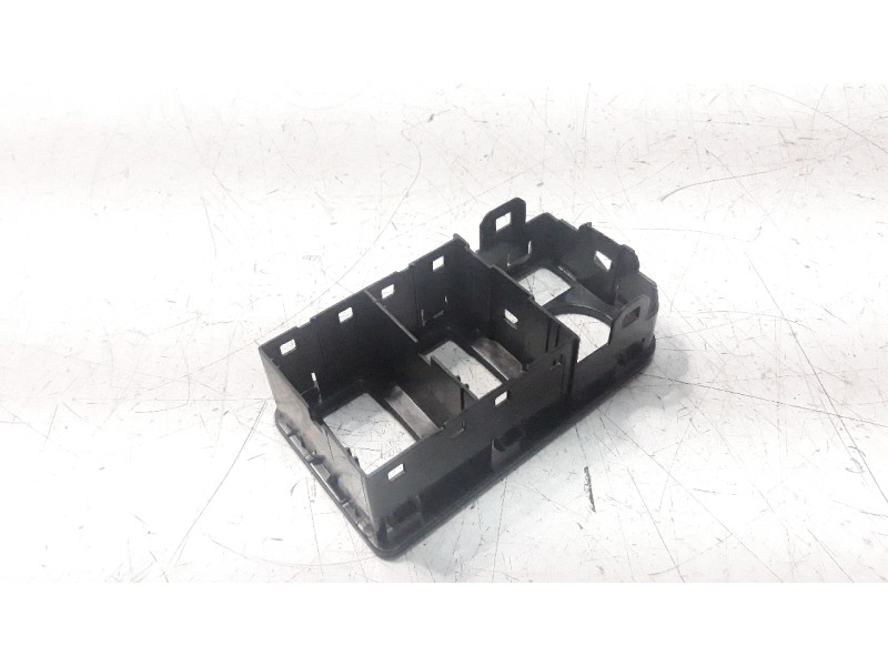 Recambio de moldura para dacia spring electric comfort referencia OEM IAM 251630719R  