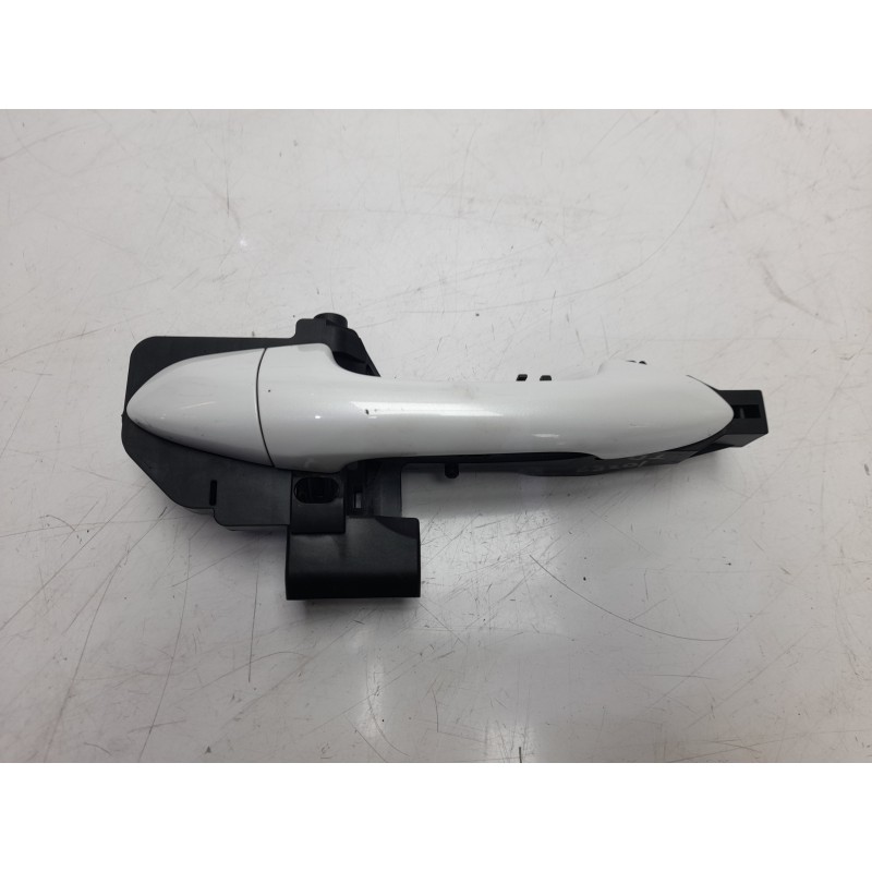 Recambio de maneta exterior trasera derecha para kia cee´d 1.4 crdi cat referencia OEM IAM 82661A2000  