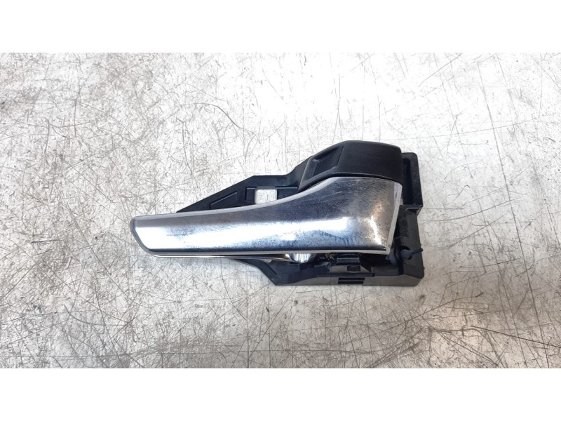 Recambio de maneta interior delantera derecha para toyota prius+ advance referencia OEM IAM 6920547040  