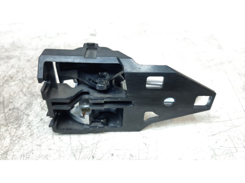 Recambio de maneta interior delantera derecha para toyota prius+ advance referencia OEM IAM 6920547040  