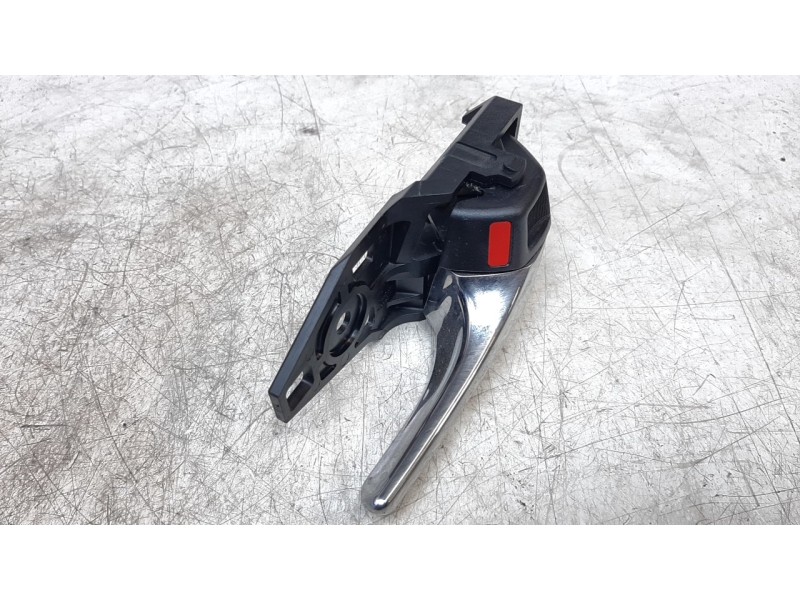 Recambio de maneta interior delantera derecha para toyota prius+ advance referencia OEM IAM 6920547040  