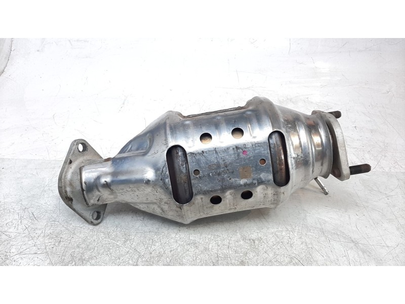 Recambio de catalizador para hyundai tucson classic blue referencia OEM IAM 289G72M200  