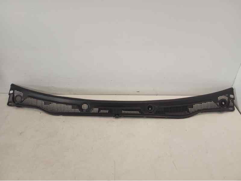 Recambio de torpedo para renault captur zen referencia OEM IAM 668115916R  