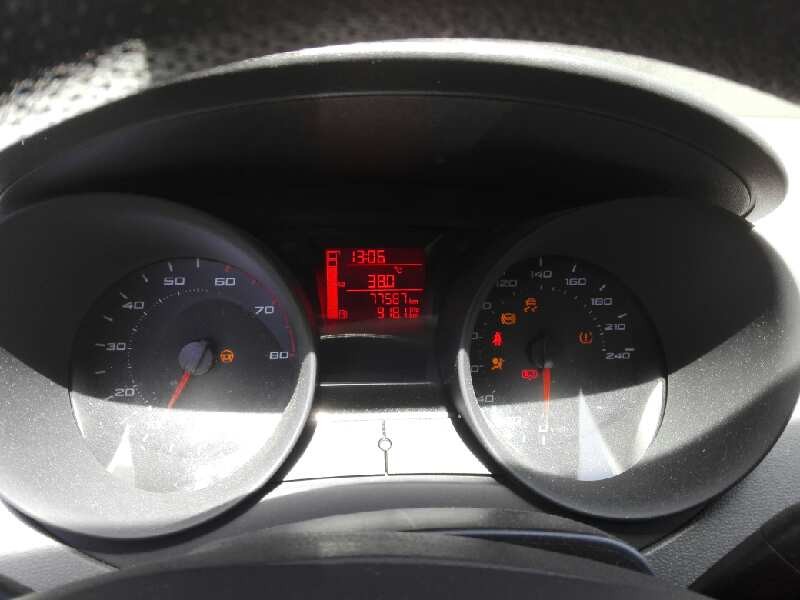 seat ibiza (6j5) del año 2010