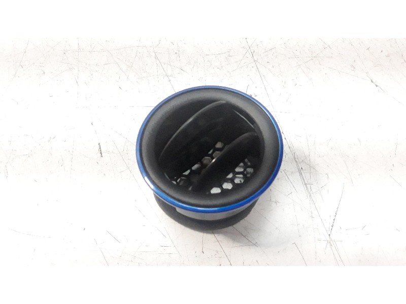 Recambio de rejilla aireadora para dacia spring electric comfort referencia OEM IAM 687607797R  