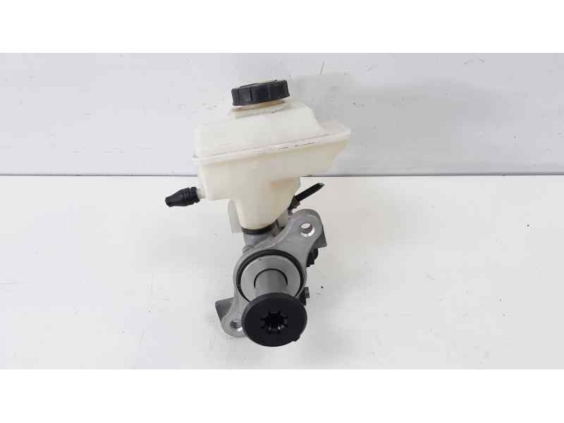 Recambio de bomba freno para volkswagen golf vii lim. advance bluemotion referencia OEM IAM 8V2611021  