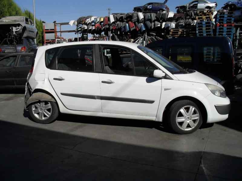 renault scenic ii del año 2003