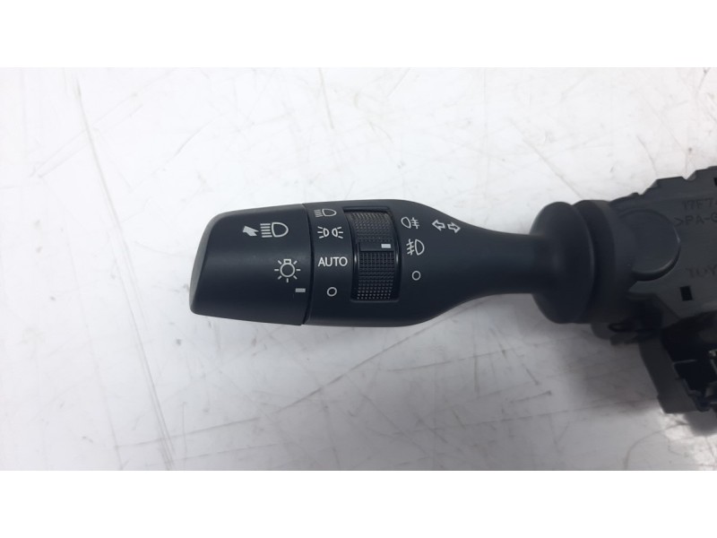 Recambio de mando multifuncion para lexus is 2.5 16v cat (híbrido) referencia OEM IAM 8414030350 8465230650 
