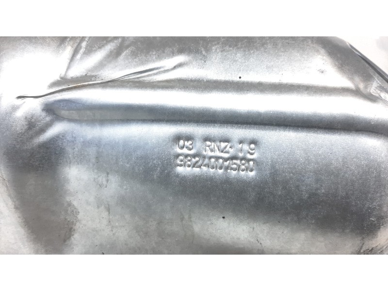 Recambio de moldura para citroen c4 cactus origins referencia OEM IAM 9824001580  