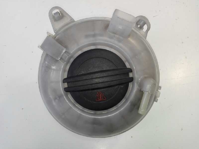 Recambio de deposito expansion para volkswagen golf vii lim. advance bluemotion referencia OEM IAM 5Q0121407G  