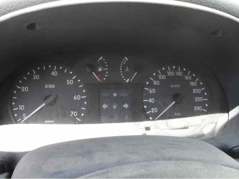 renault clio ii fase i (b/cbo) del año 2001