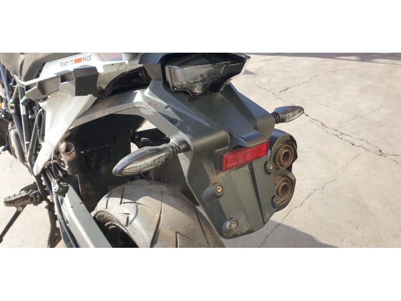 Recambio de portamatriculas para ktm 1290 super adventure wh 1290 super adventure wh referencia OEM IAM 61908015100  