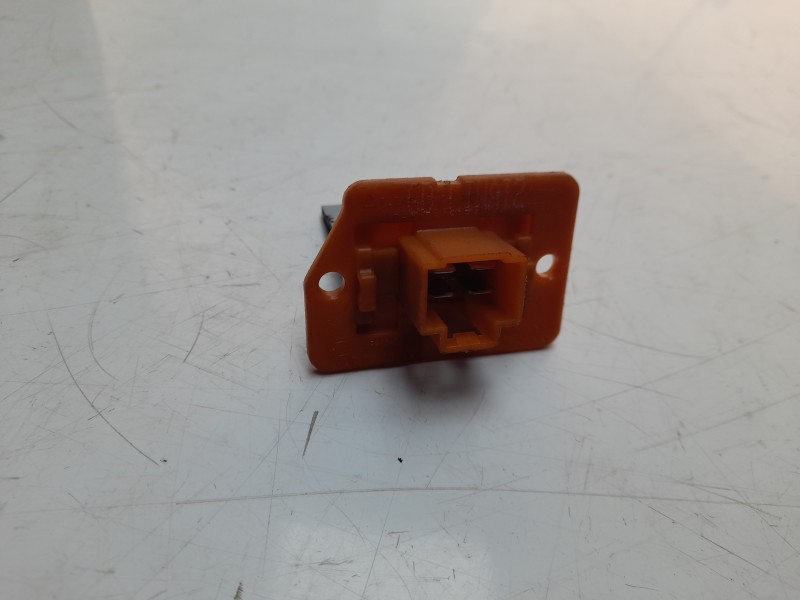 Recambio de resistencia calefaccion para kia cee´d 1.4 crdi cat referencia OEM IAM 97128A5000  