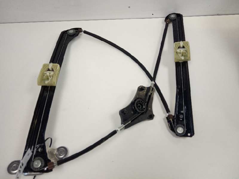 Recambio de elevalunas delantero izquierdo para volkswagen golf vii lim. advance bluemotion referencia OEM IAM 5G4837461H 106236