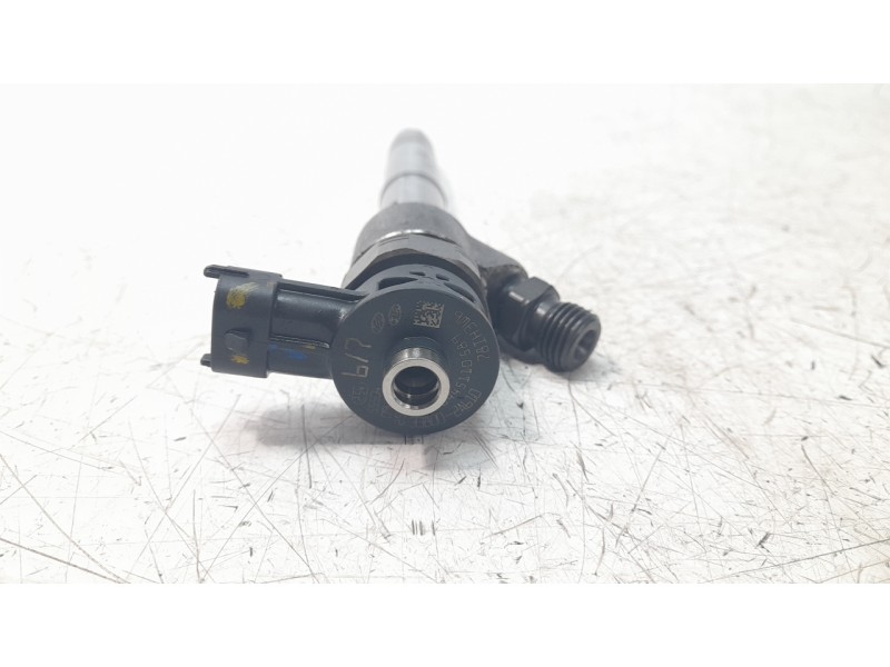 Recambio de inyector para hyundai tucson classic blue referencia OEM IAM 338002A610  