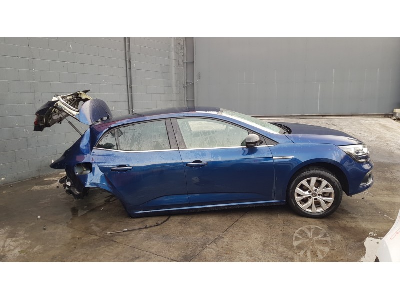 renault megane iv berlina 5p del año 2019